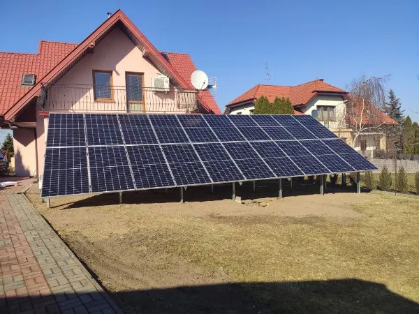 Instalacja fotowoltaiczna 9 kWp na gruncie w Morawicy